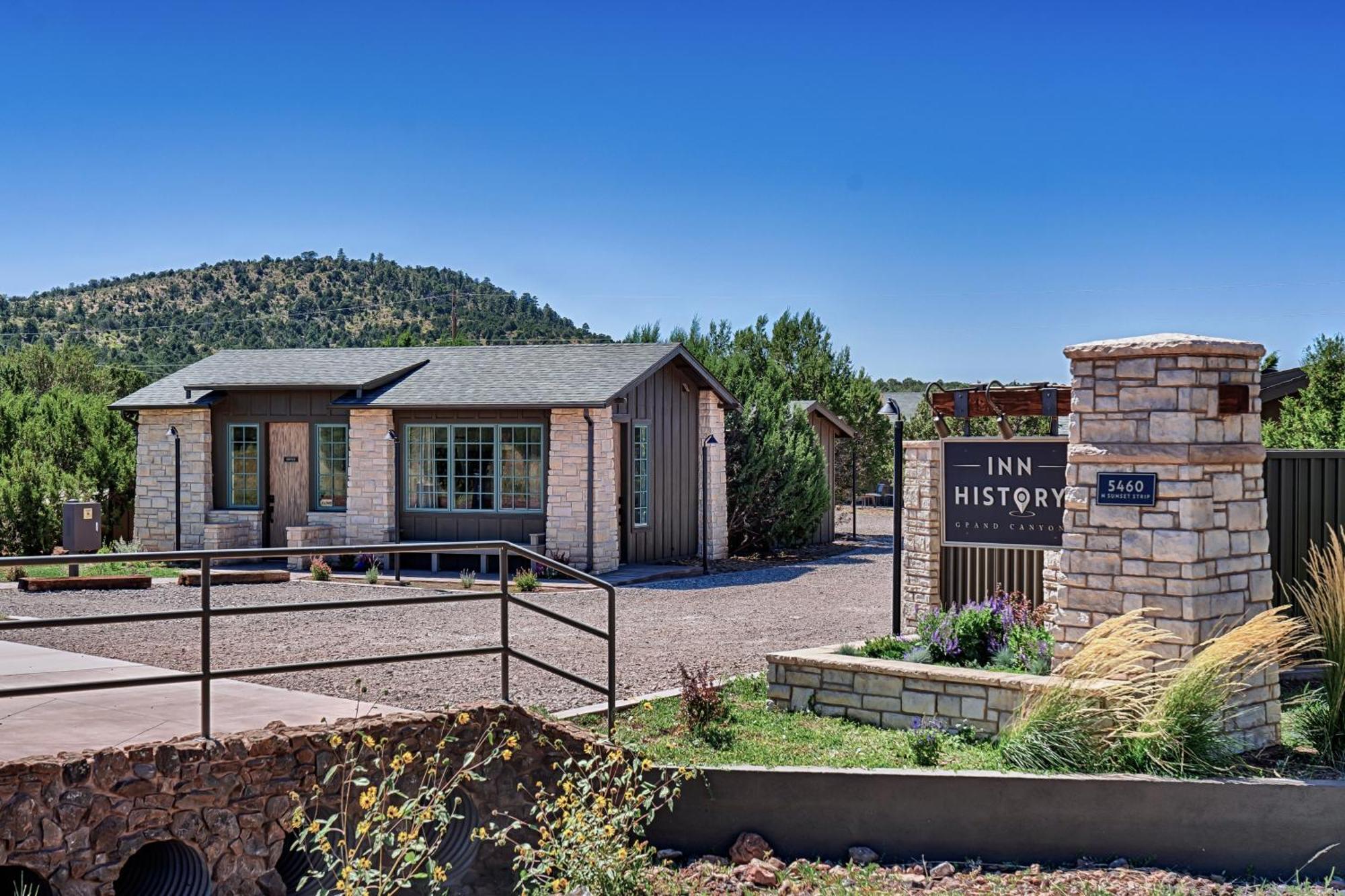 Inn History Grand Canyon Cabin Williams Exterior photo